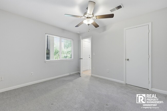 Building Photo - East Bridge Town Lofts Living | Prime Location Near Downtown Charleston