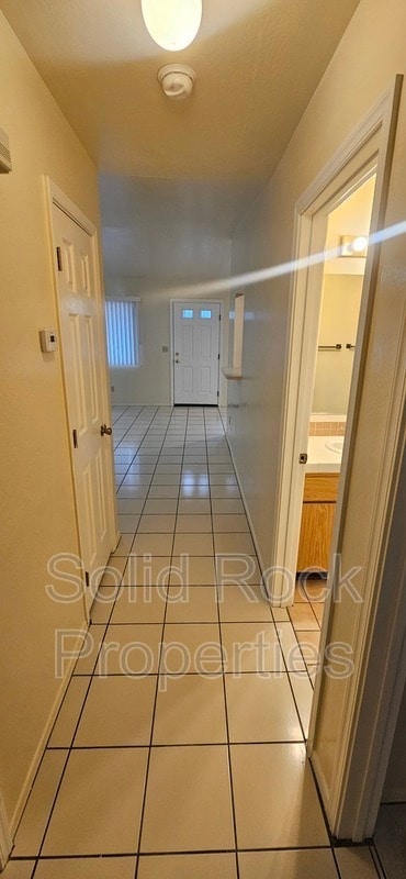Building Photo - 4541 N Sauter Dr E