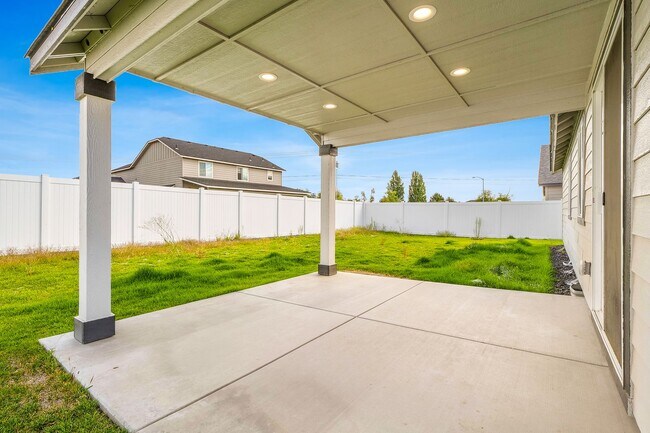 Building Photo - 4214 W Wood Ct