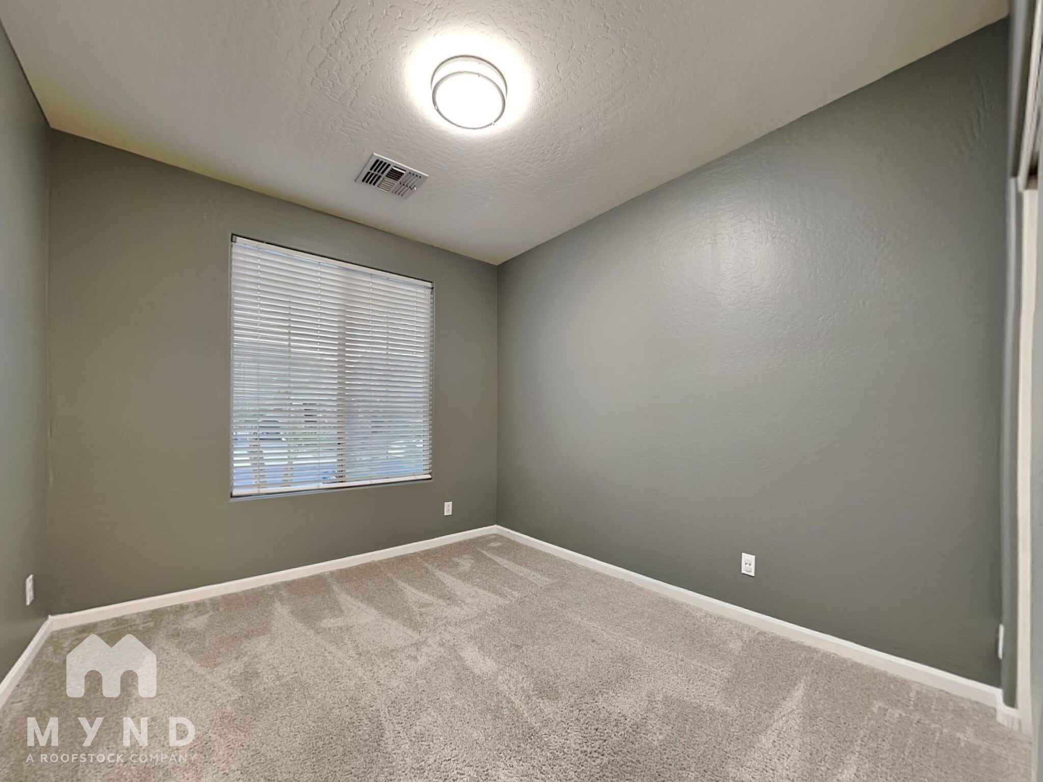 Building Photo - 17964 W Carol Ave