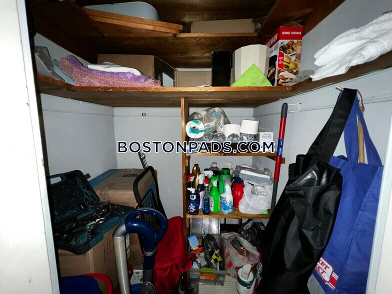 Building Photo - 71 S Huntington Ave