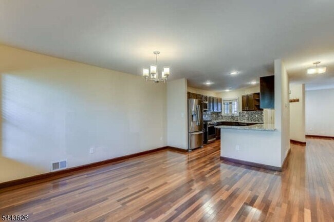 Building Photo - 403 Taggert Dr