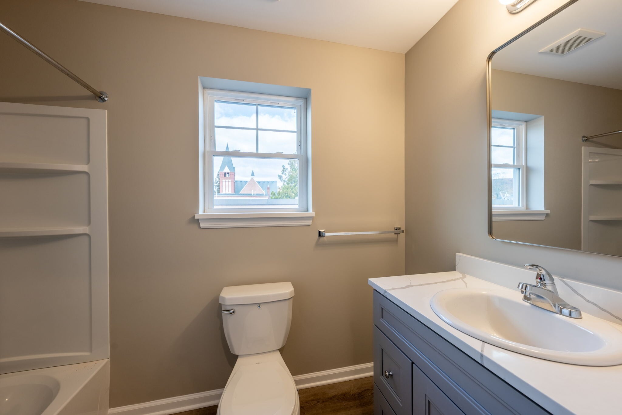 Full Bathroom - 237 Main St