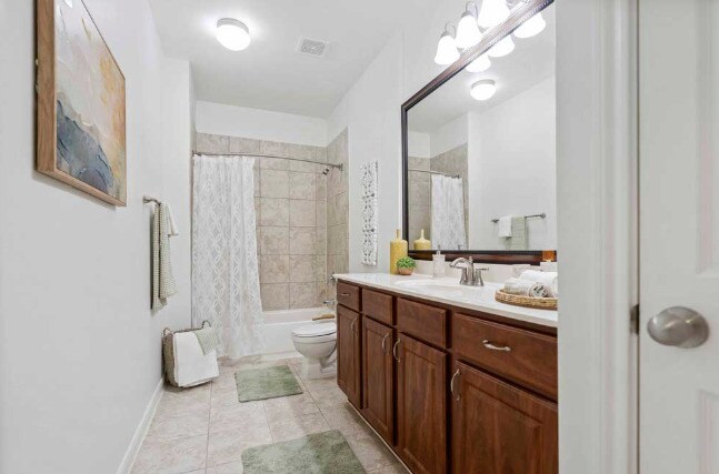 Building Photo - Open, Light, Inviting