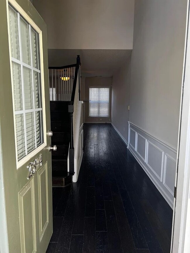 Building Photo - Spacious & beautiful 3BR Townhouse in Duluth