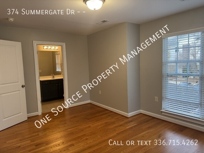 Building Photo - 374 Summergate Dr