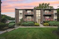 Building Photo - 421 Bloomfield Ave