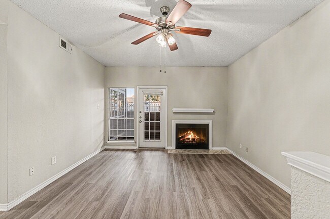 Building Photo - 3607 W Northgate Dr