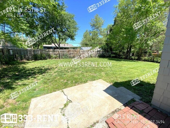 Building Photo - 124 W 85th St