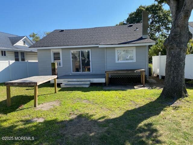Building Photo - 320 18th Ave