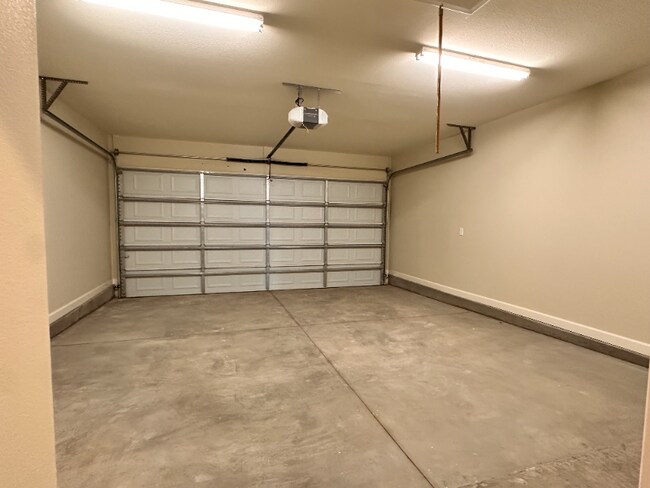 Building Photo - 1330 Milltown Rd
