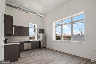 Building Photo - 1705 Jackson St