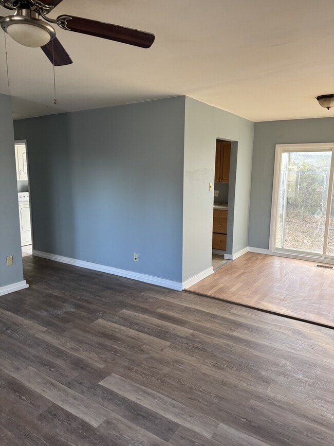 Building Photo - 3315 SW Clare Ave