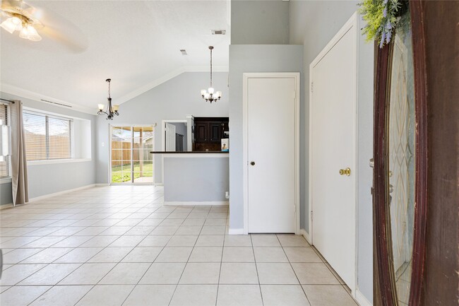 Building Photo - 11514 Gullwood Dr