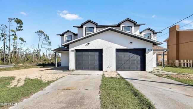 Primary Photo - 1028 Spring Ave