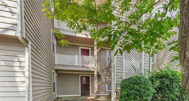 Building Photo - 1000 Wood Creek Dr