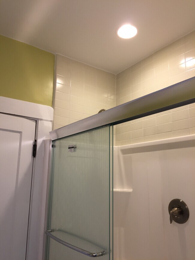 Building Photo - 308 5th Ave