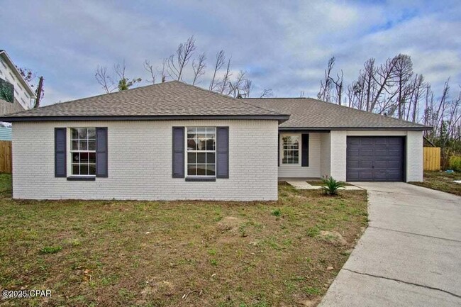 Primary Photo - 124 Abigail Ln