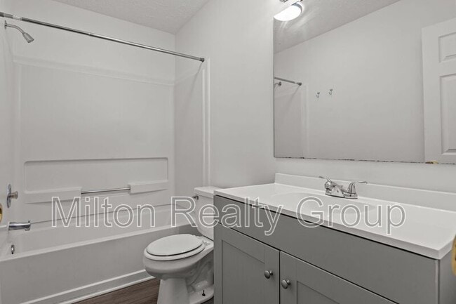 Building Photo - 1521 Kara Ct