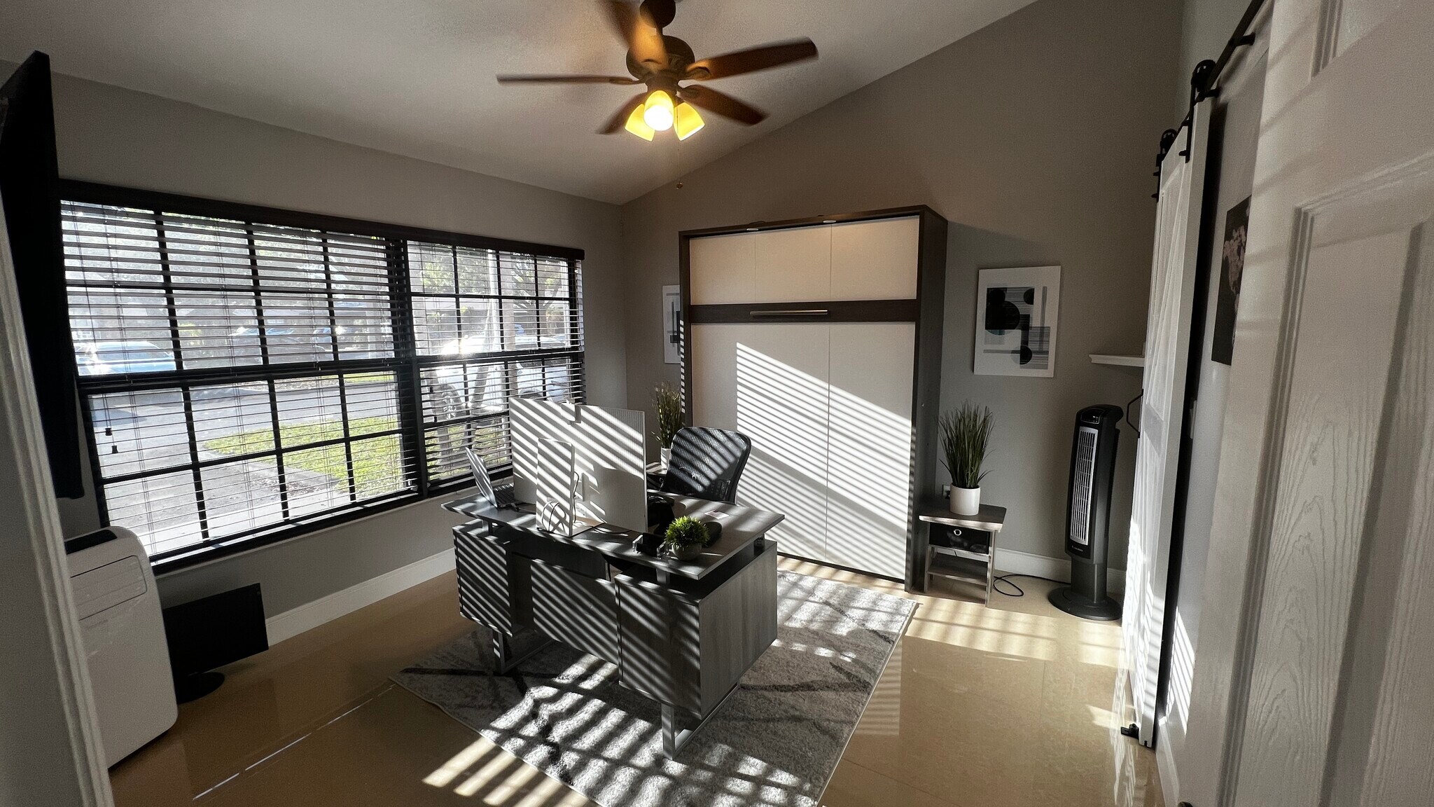 2nd room with murphy bed - 2310 Elm Ct