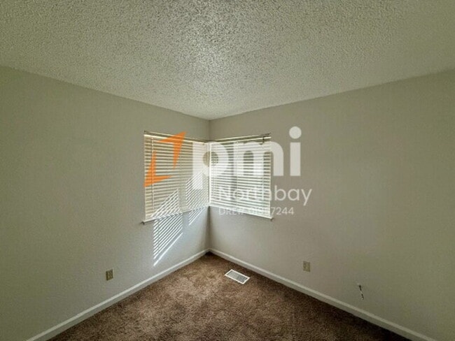 Building Photo - 1113 Capistrano Ct