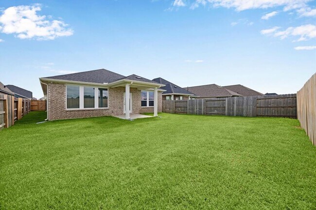 Building Photo - 21127 Secret Garden Ln