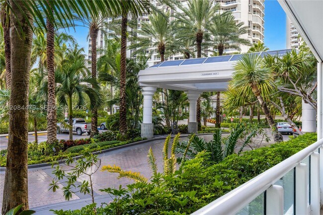 Building Photo - 21055 Yacht Club Dr