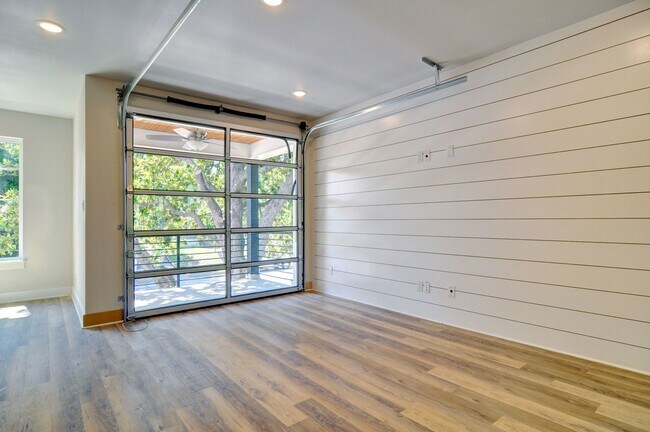 Building Photo - 2628 Forest Park Blvd