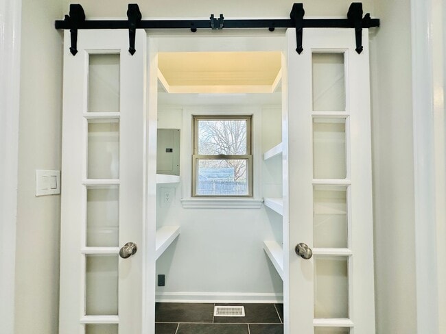 Building Photo - Updated Single-Level 3BD Home in Durham | Large Deck & Patio | Minutes to Duke & I-85