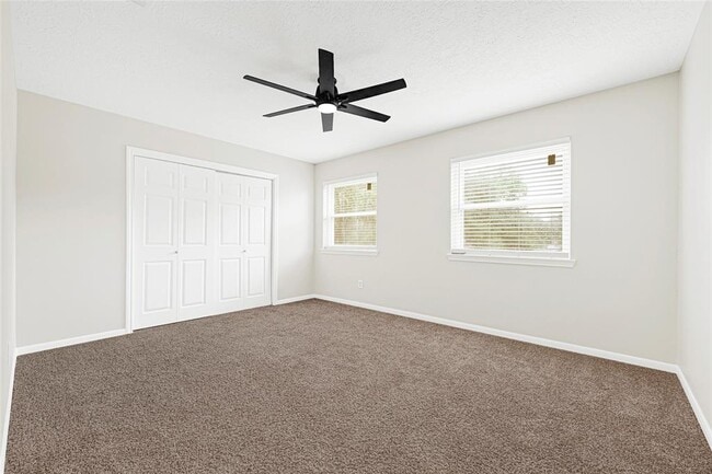 Building Photo - 1714 Quarterpath Dr