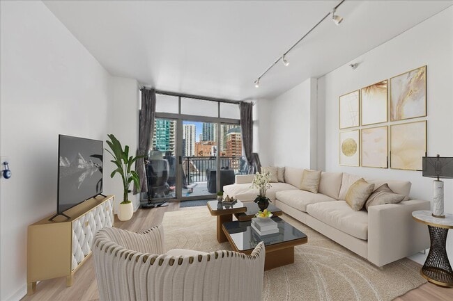 Building Photo - 600 N Dearborn St