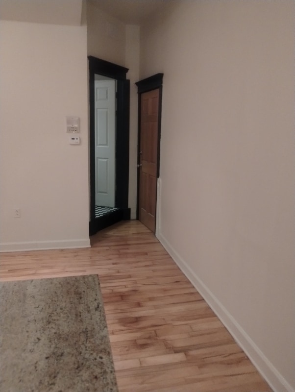 Building Photo - 1942 W Division St