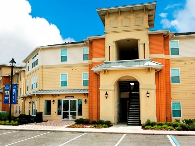 Clubhouse - Fountains at San Remo Court