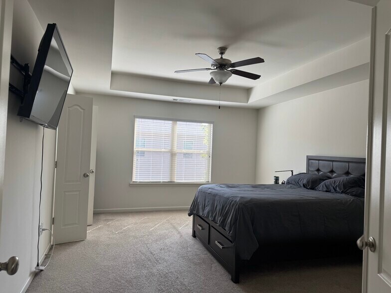 Master Bedroom - 7619 Bucknell Ter