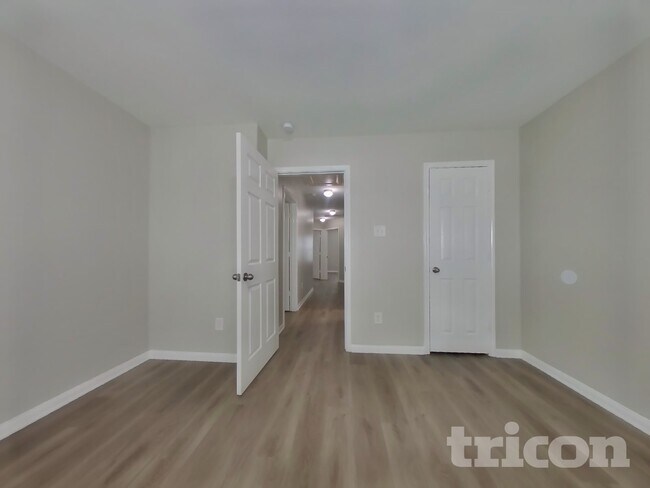 Building Photo - 21407 Jamals Way