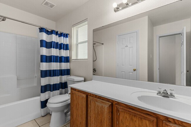 Building Photo - 2500 Waterfall Dr