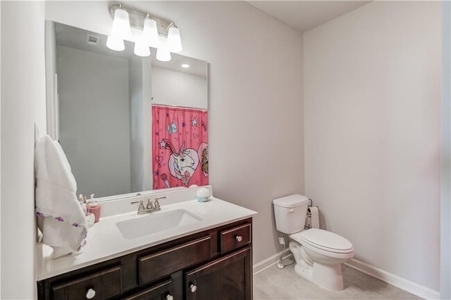 Building Photo - 404 Henson Farm Dr