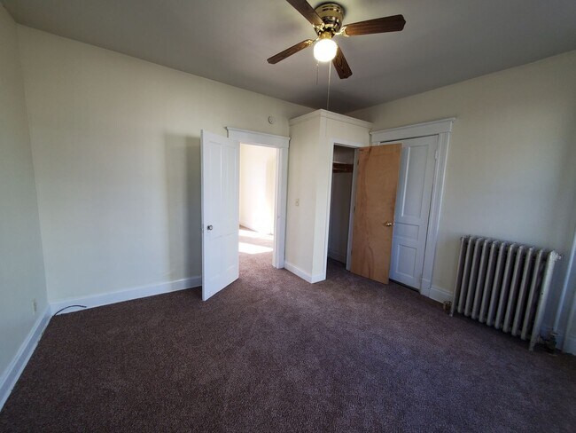 Building Photo - 1314 11th St