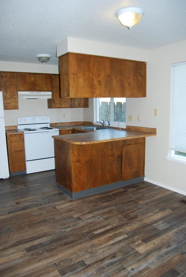 Building Photo - 505 Michelle Ct