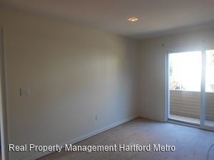 Building Photo - 3 br, 2 bath House - 35 Jeffrey Alan Dr