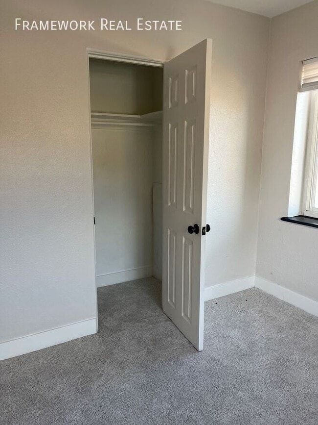 Building Photo - 1524 Wabash St