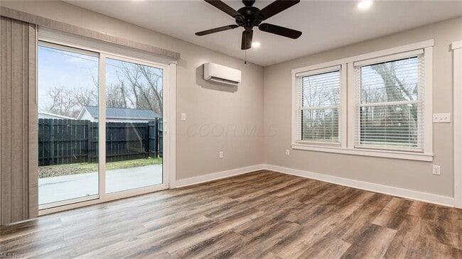 Building Photo - 13134 Pine Rd NE