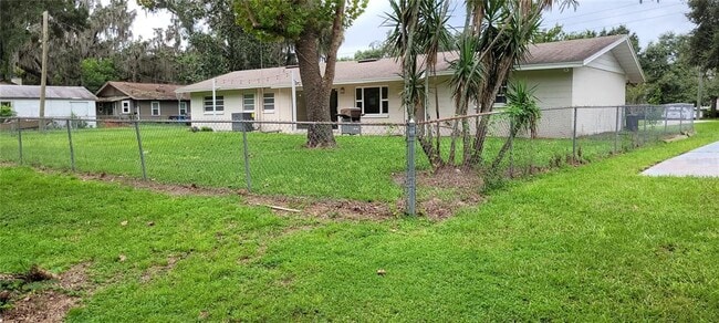 Building Photo - 43 Main St