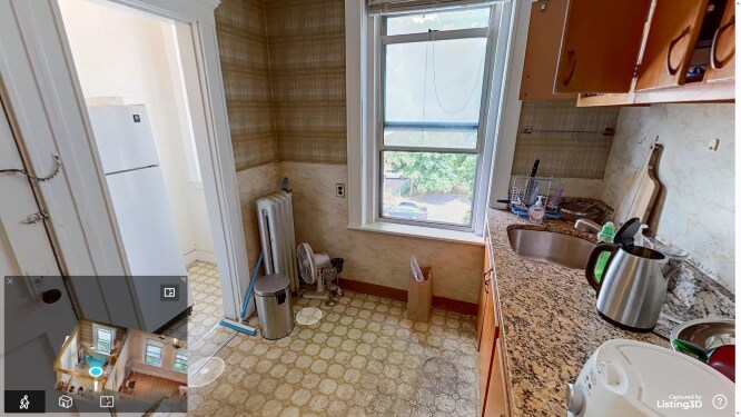 Building Photo - 86 Maple St