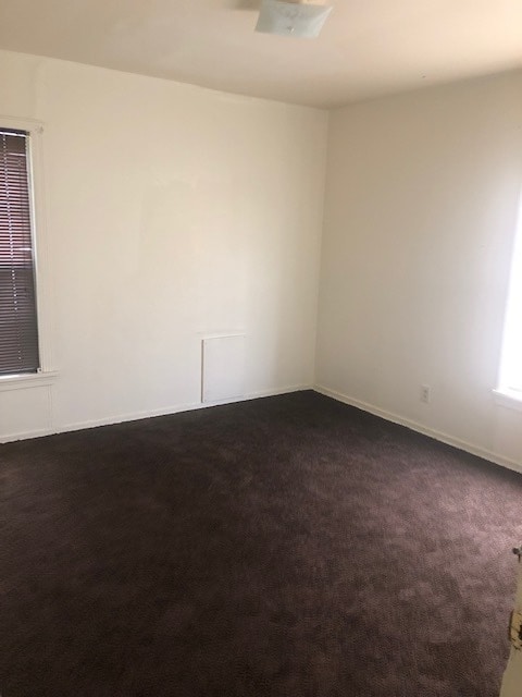 Building Photo - 713 W 75th St