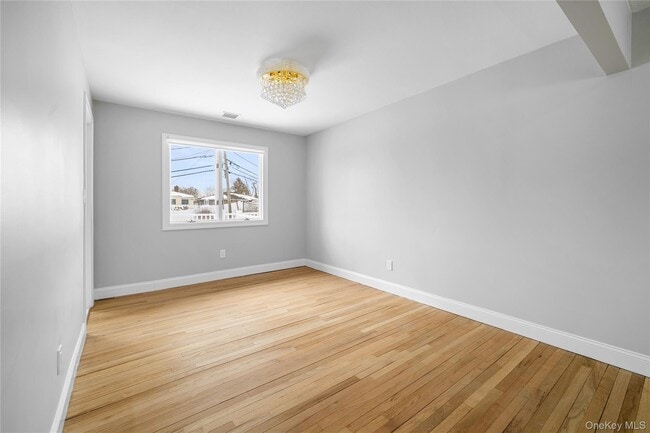 Building Photo - 89 Harvest Ln