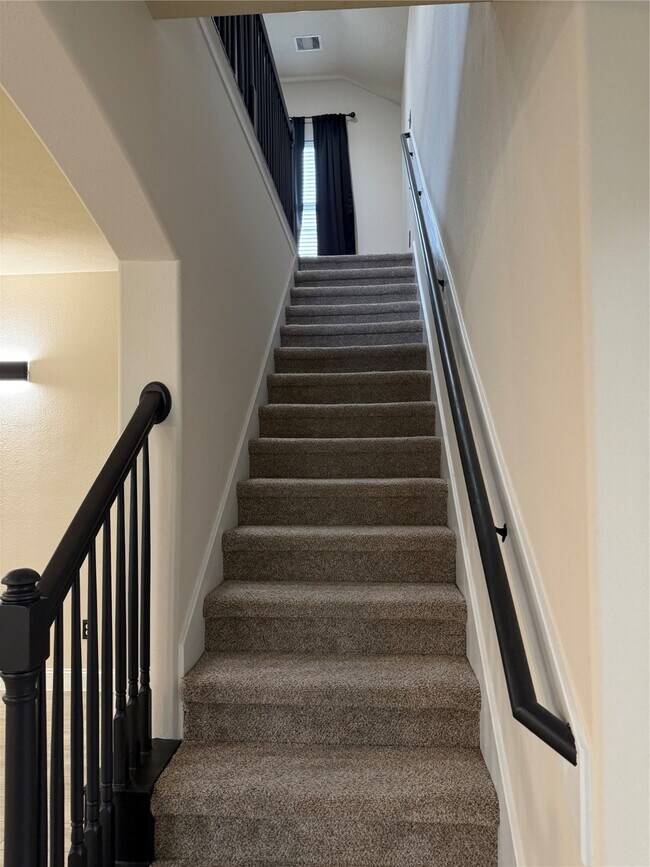 Building Photo - 9323 Fuqua Ridge Ln