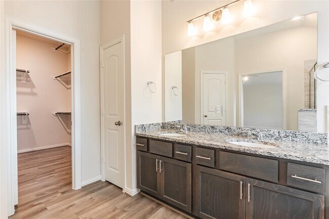 Building Photo - 4929 Caspian Wave Dr