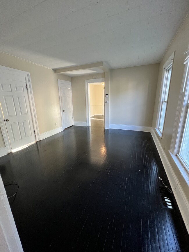 Building Photo - 114 Dr Samuel McCree Way