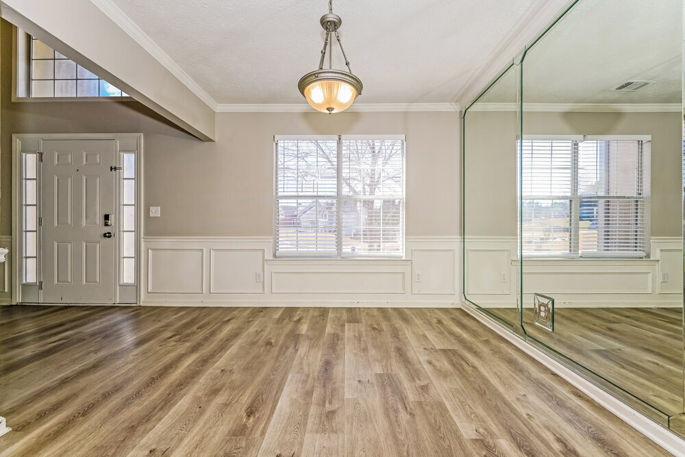 Building Photo - 654 Highpoint Way